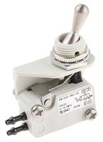 VM1000-4NU-08, SMC Toggle Lever 3/2 Pneumatic Manual Control Valve VM1000 Series, Клапан