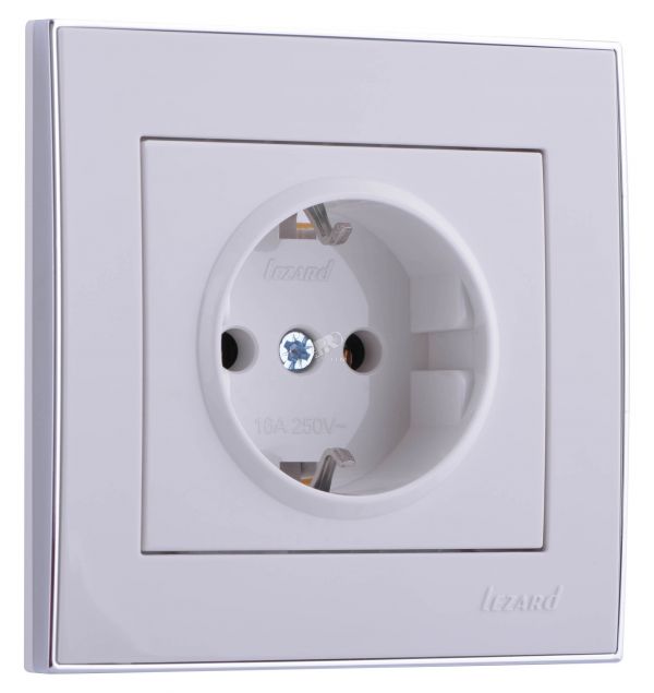 RAIN Розетка с заземлением керамика белая с боковой вставкой хром