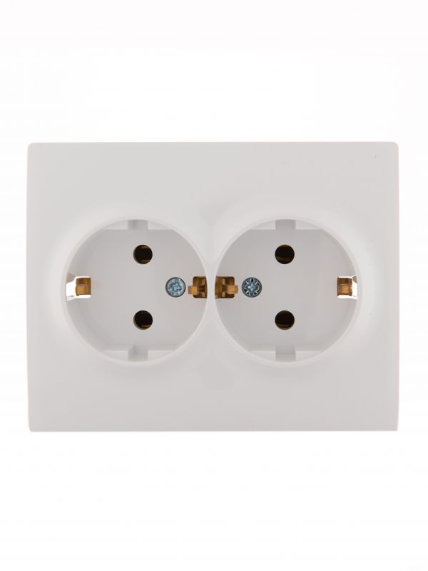 KARINA Розетка двойная с/з керамика белая (10шт/120шт)