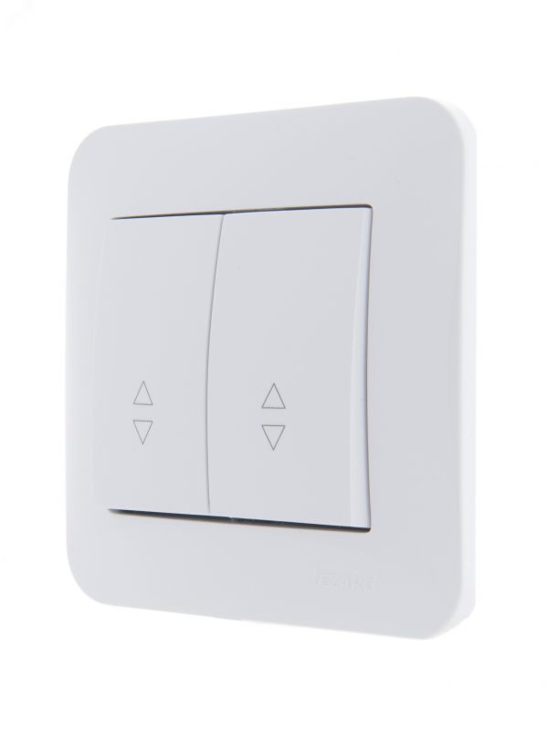 KARINA Выключатель проходной двойной белый (10шт/120шт)