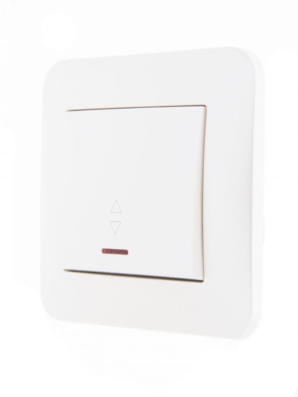 KARINA Выключатель проходной с подсветкой жемчужно-белый перламутр (10шт/120шт)