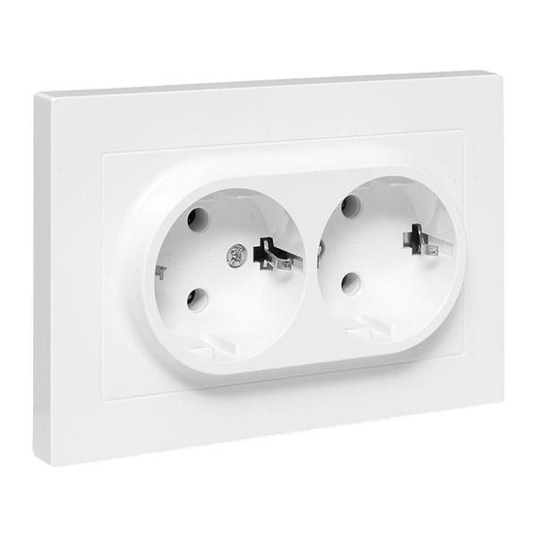 Эпика Механизм розетки двойной 16А с заземлением без шторок с рамкой белый EKF