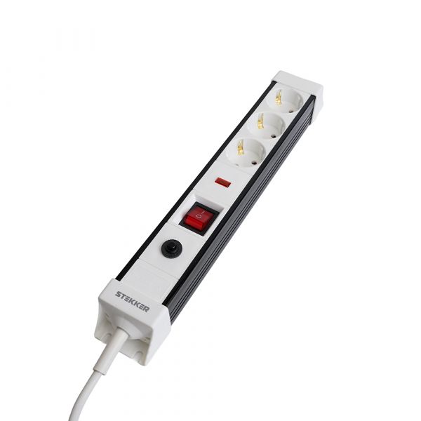 Фильтр сетевой 3-местный с/з 3x1 мм2 3 м 250 В 16 А белый HM22-31-03