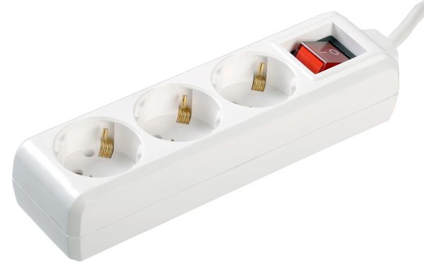 Удлинитель У03К-выключатель 3 места 2Р+PЕ/1.5 метра 3х1мм.кв 16А/250