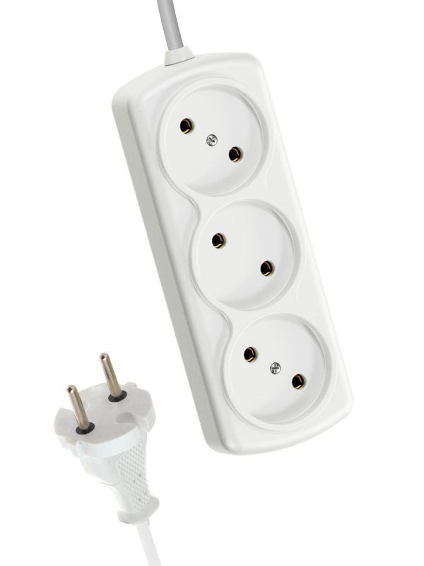 Удлинитель 6А 3 гнезда ПВС 2*0,75 7м