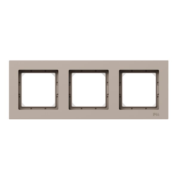 Рамка 3-местная IP44  крем.  пластик Эпика EKF