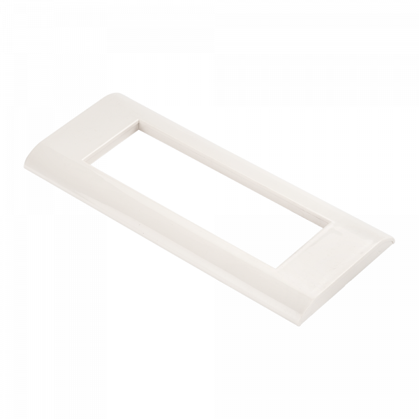 Накладка пластиковая на цоколь, 45x135, белая