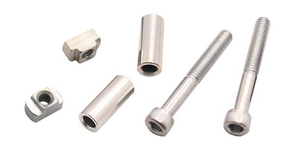 Комплект крепления корпуса к уголку MK 400-KU