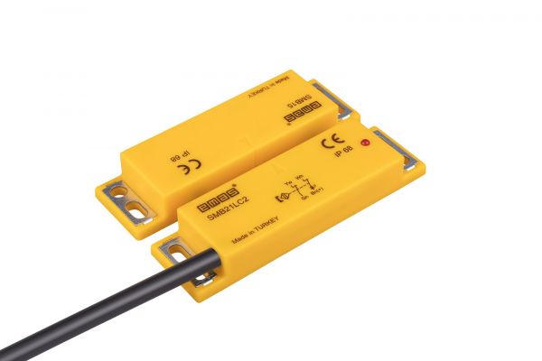 Магнитный датчик (2НЗ), провод 2м (расст. сраб. 5мм), индикация LED, левый выход, IP68