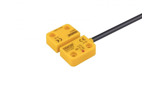 Магнитный датчик (2НЗ), провод 2м (расст. сраб. 5 мм), индикация LED, правый выход, IP68