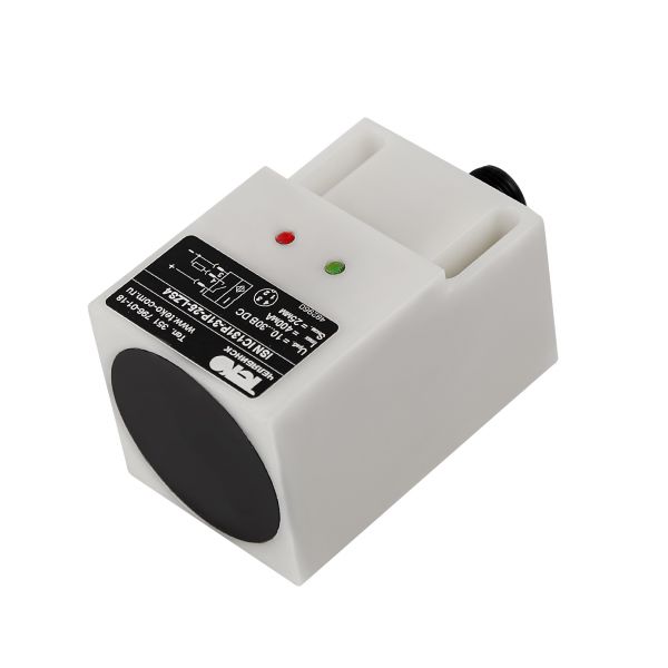 Выключатель бесконтактный ISN IC131P-31P-20-LZS4