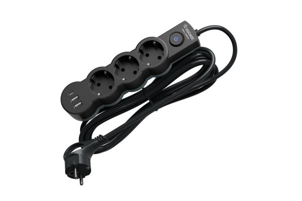Удлинитель 3м. ПВС 3х1. 3 гнезда. зазем.. выкл. USB. 10А 2800Вт. черный