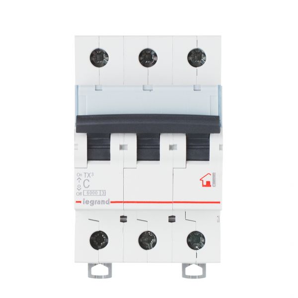 Выключатель автоматический трехполюсный 10А B TX3 6kA