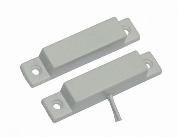 Датчик магнитоконтактный, НЗ, белый, накладной для деревянных дверей, зазор 25 мм