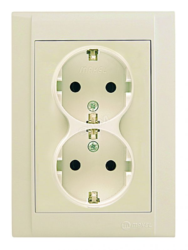 Defne Розетка двойная с заземлением бежевая
