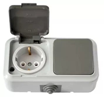 Беларусь Блок: выключатель одноклавишный + розетка с заземлением В-РЦ-657