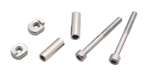 Комплект крепления корпуса к уголку MK 300-KU