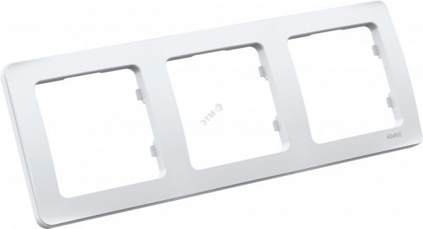 MASTER Рамка на 3 поста, белая