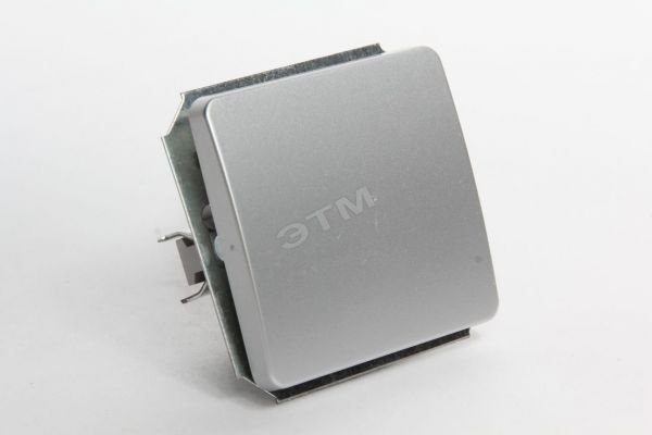 Переключатель одноклавишный в рамку серебро